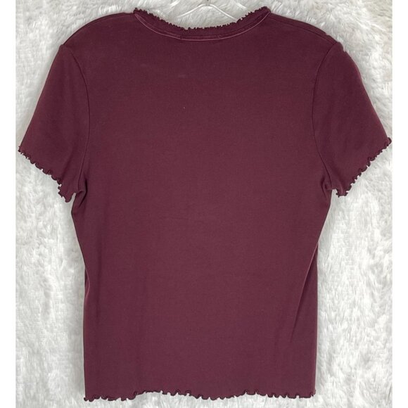 Liz Claiborne Large Short Sleeve Maroon Top Ruffled Edges V-Neck - Picture 5 of 6
